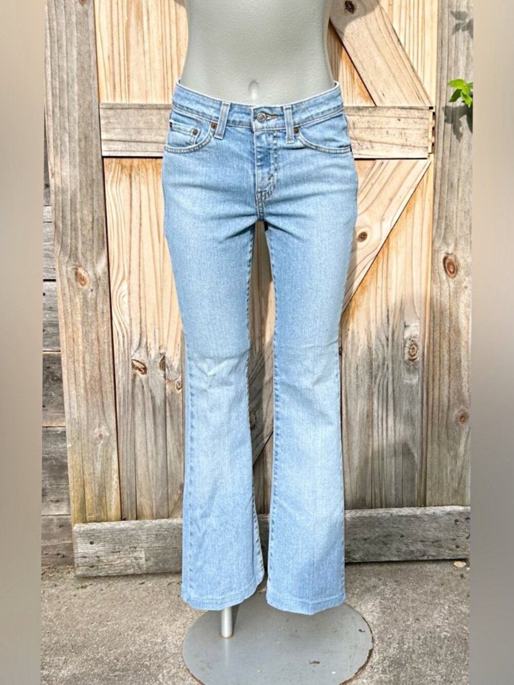 Vintage Y2K Levis 519 Light Wash Denim Low Stretch Flare Jeans~3~